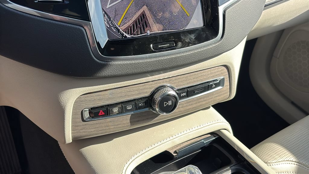 Certified 2023 Volvo XC90 B6 Ultimate AWD/4WD image 21