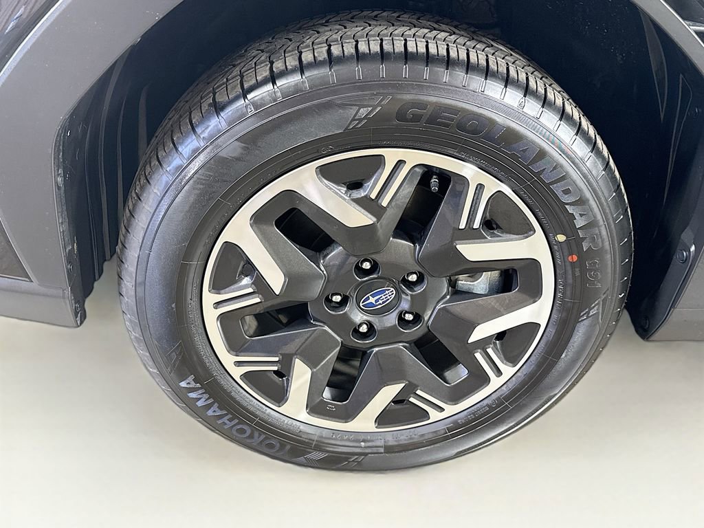 Used 2025 Subaru Forester Premium w/ Convenience Package #1 image 38