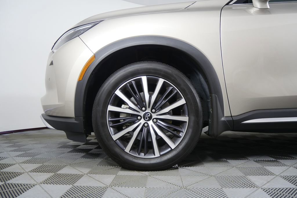 Used 2022 INFINITI QX60 Sensory w/ Vision Package image 7