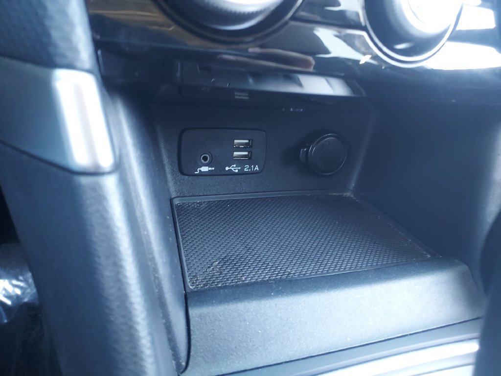 Used 2019 Subaru Forester Premium AWD/4WD image 18