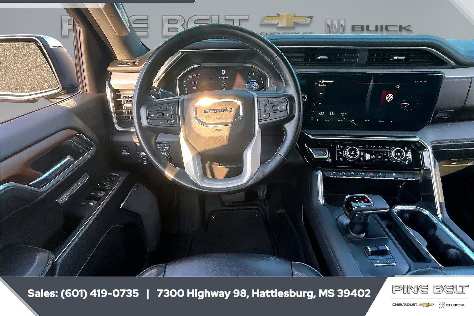 Used 2023 GMC Sierra 1500 Denali w/ Denali Reserve Package RWD image 6