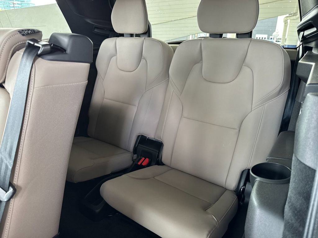 New 2026 Volvo XC90 T8 Plus w/ Protection Package Premier image 14