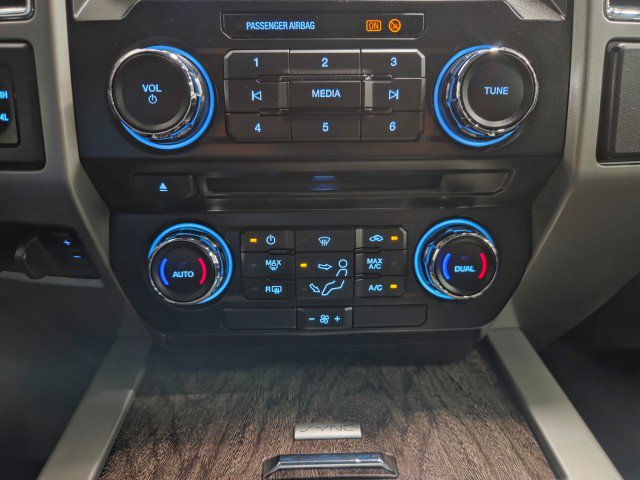 Used 2017 Ford F350 Lariat w/ FX4 Off-Road Package image 55