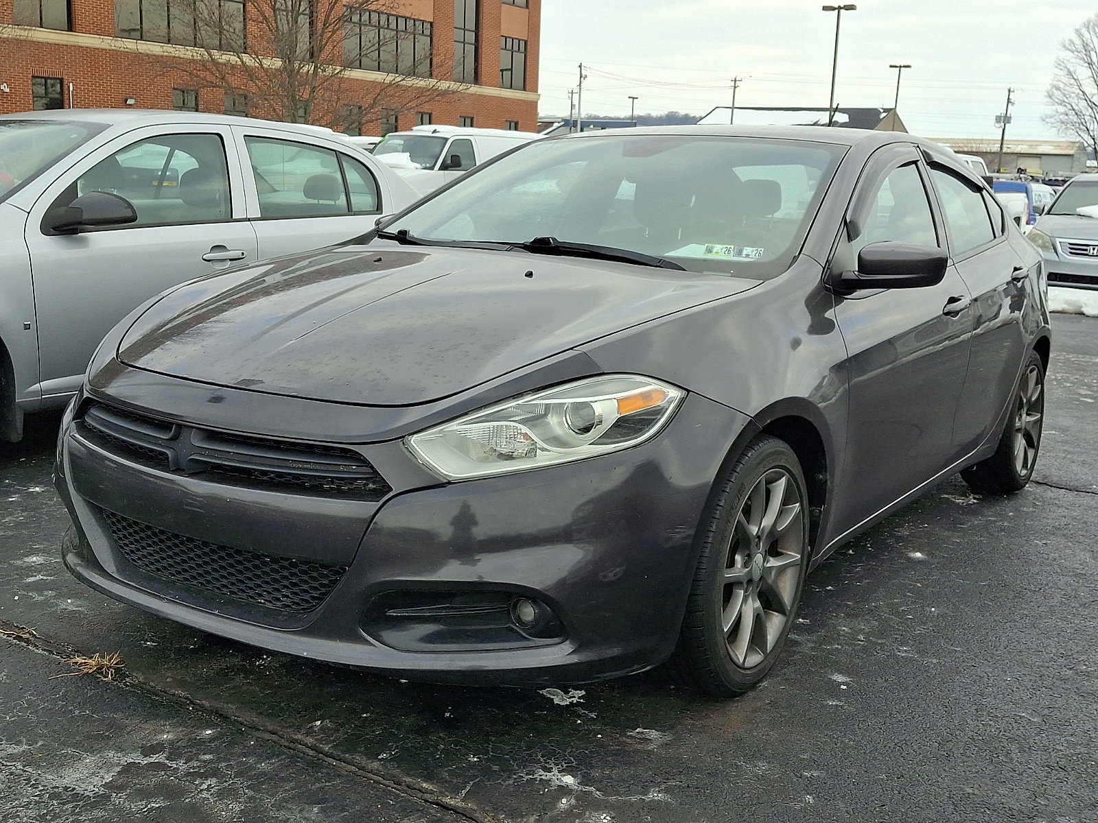 Used 2015 Dodge Dart SXT image 2