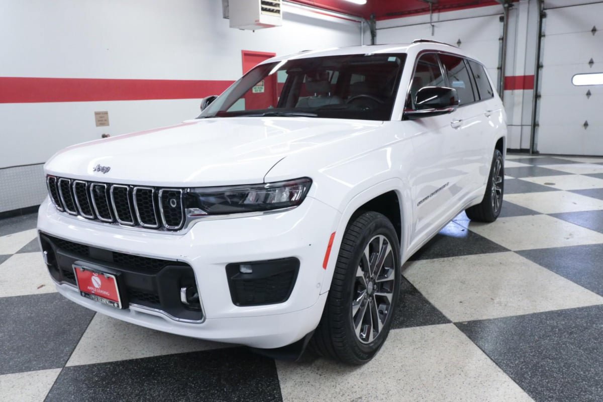 Used 2021 Jeep Grand Cherokee L Overland w/ Advanced Protech Group III RWD image 5