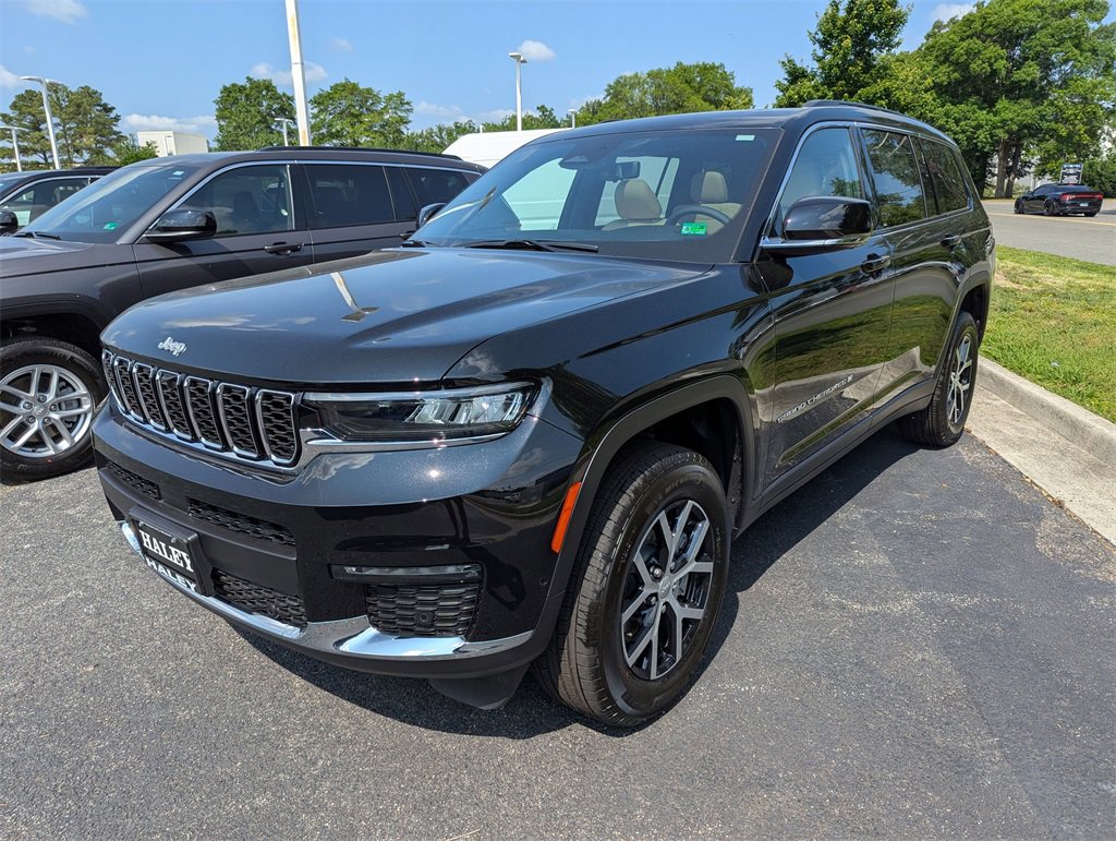 New 2025 Jeep Grand Cherokee L Limited w/ Luxury Tech Group II image 4