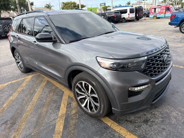 Used 2023 Ford Explorer ST-Line w/ Class IV Trailer Tow Package RWD image 3