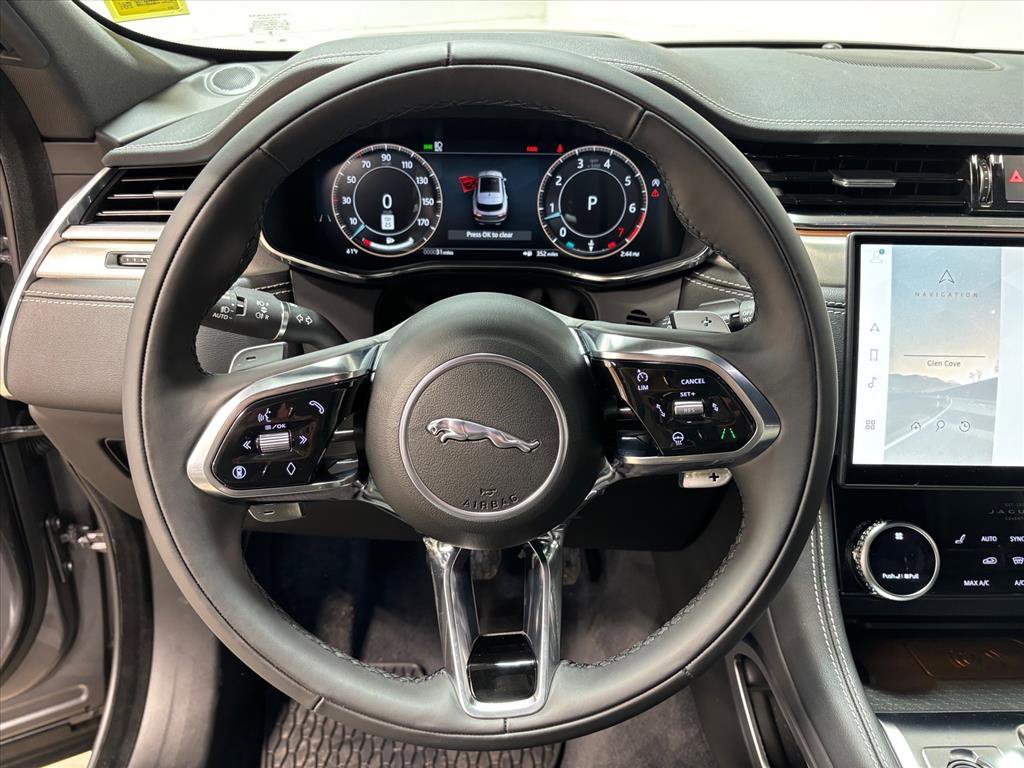 New 2026 Jaguar F-PACE R-Dynamic S image 19