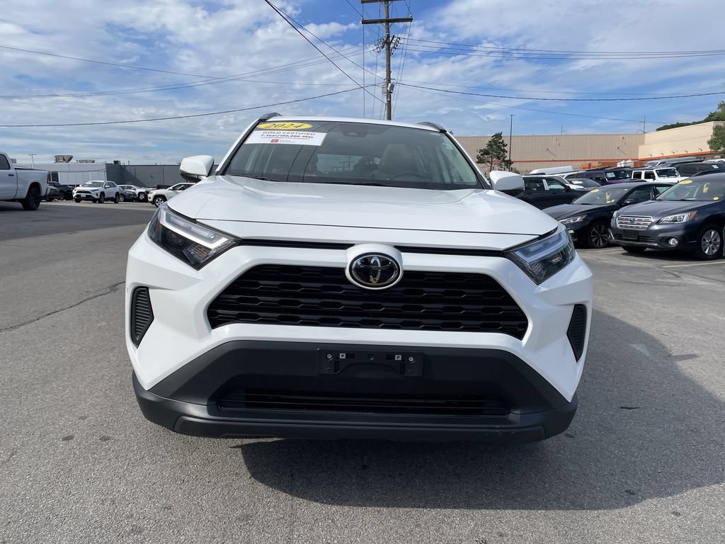 Used 2024 Toyota RAV4 XLE w/ Convenience Package AWD/4WD image 5