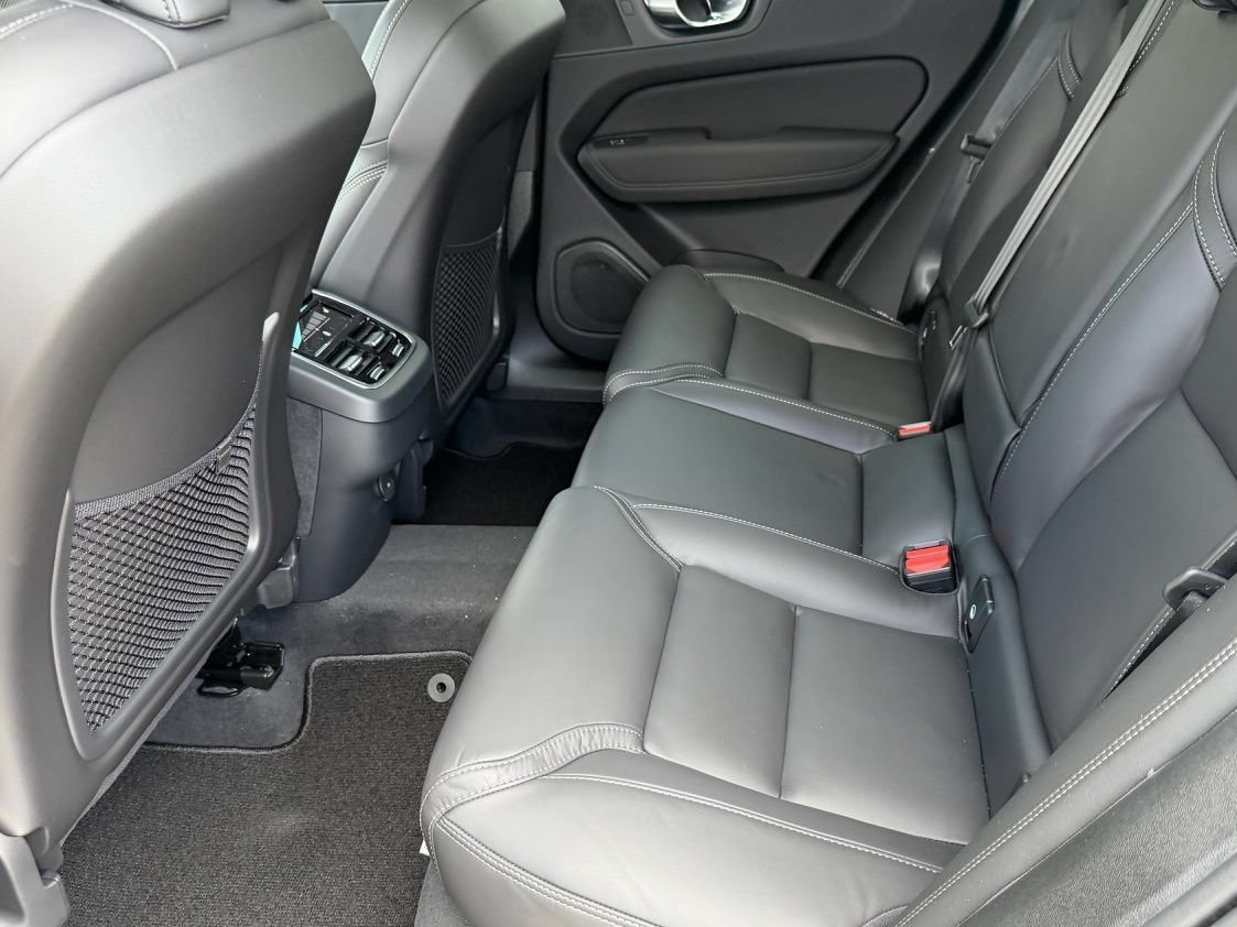 New 2027 Volvo XC60 B5 Ultra AWD/4WD image 22