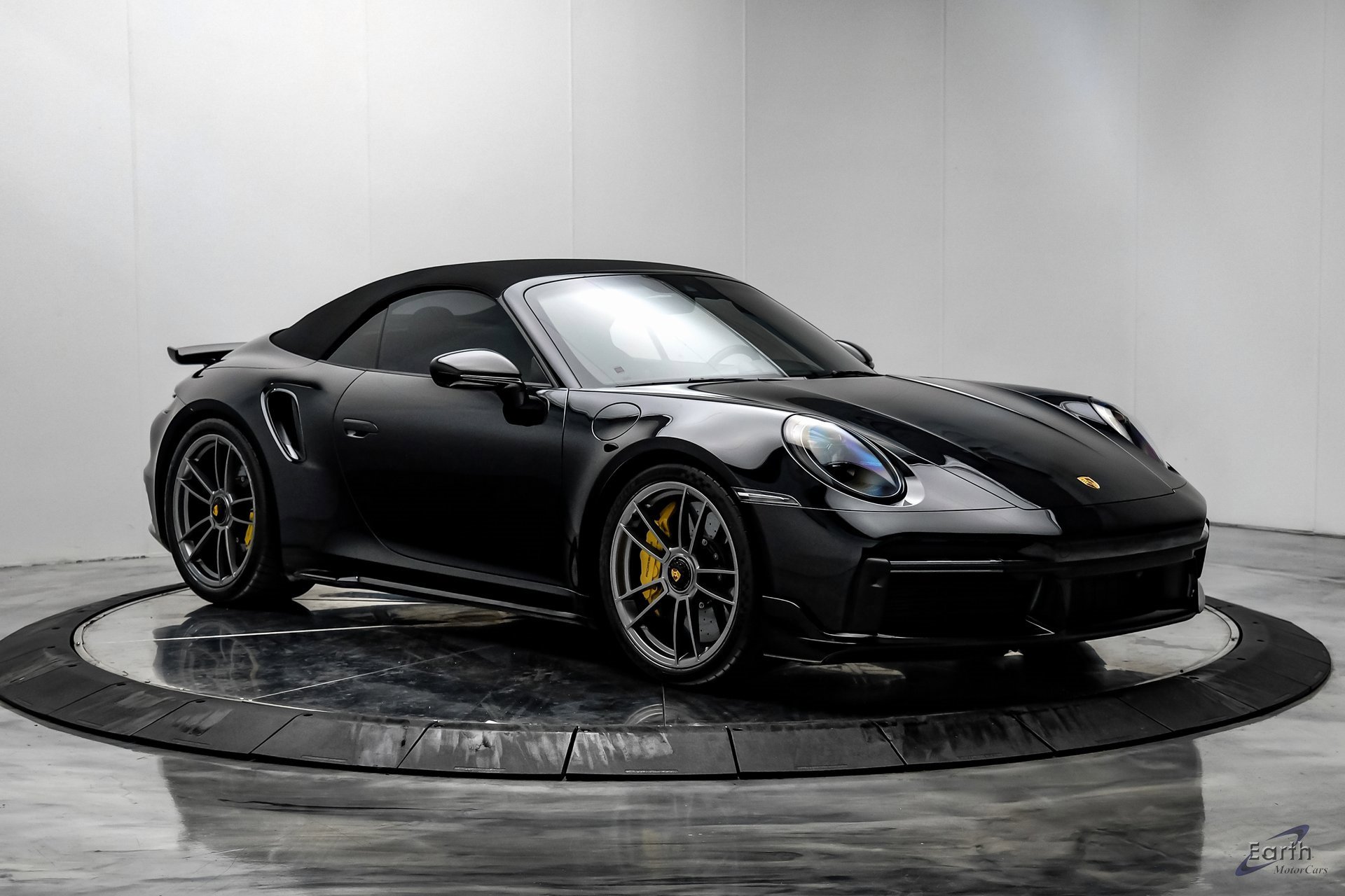 Used 2022 Porsche 911 Turbo S image 27