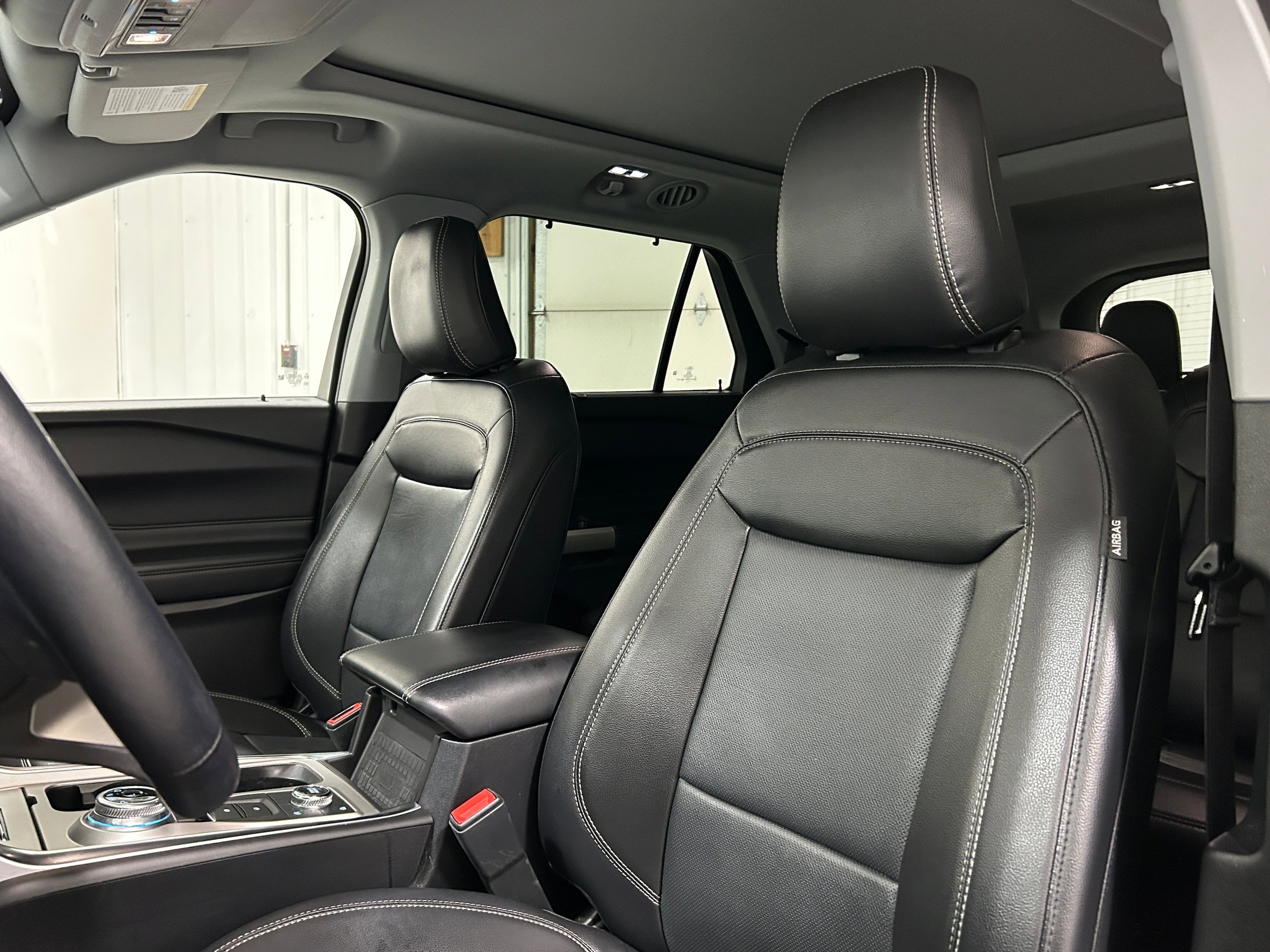 Used 2021 Ford Explorer Limited w/ Equipment Group 301A image 25
