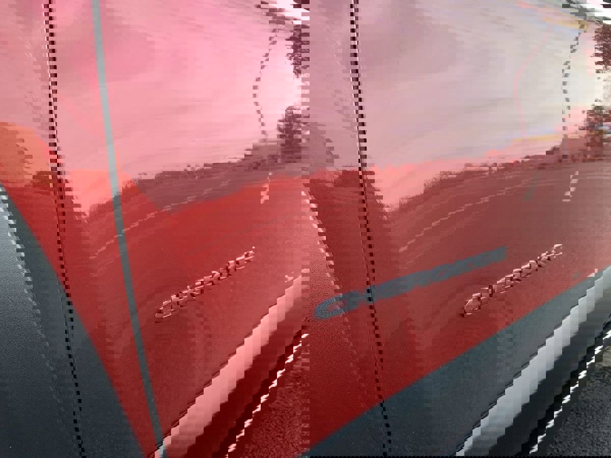 Used 2017 Jeep Cherokee Trailhawk w/ Comfort/Convenience Group image 11