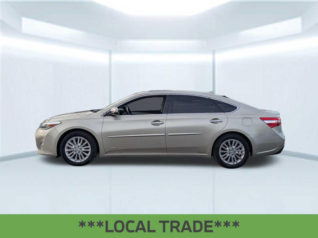 Used 2015 Toyota Avalon XLE Touring video 2
