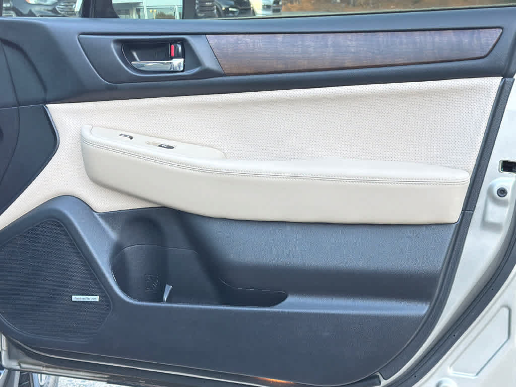 Used 2017 Subaru Outback 2.5i Limited AWD/4WD image 14