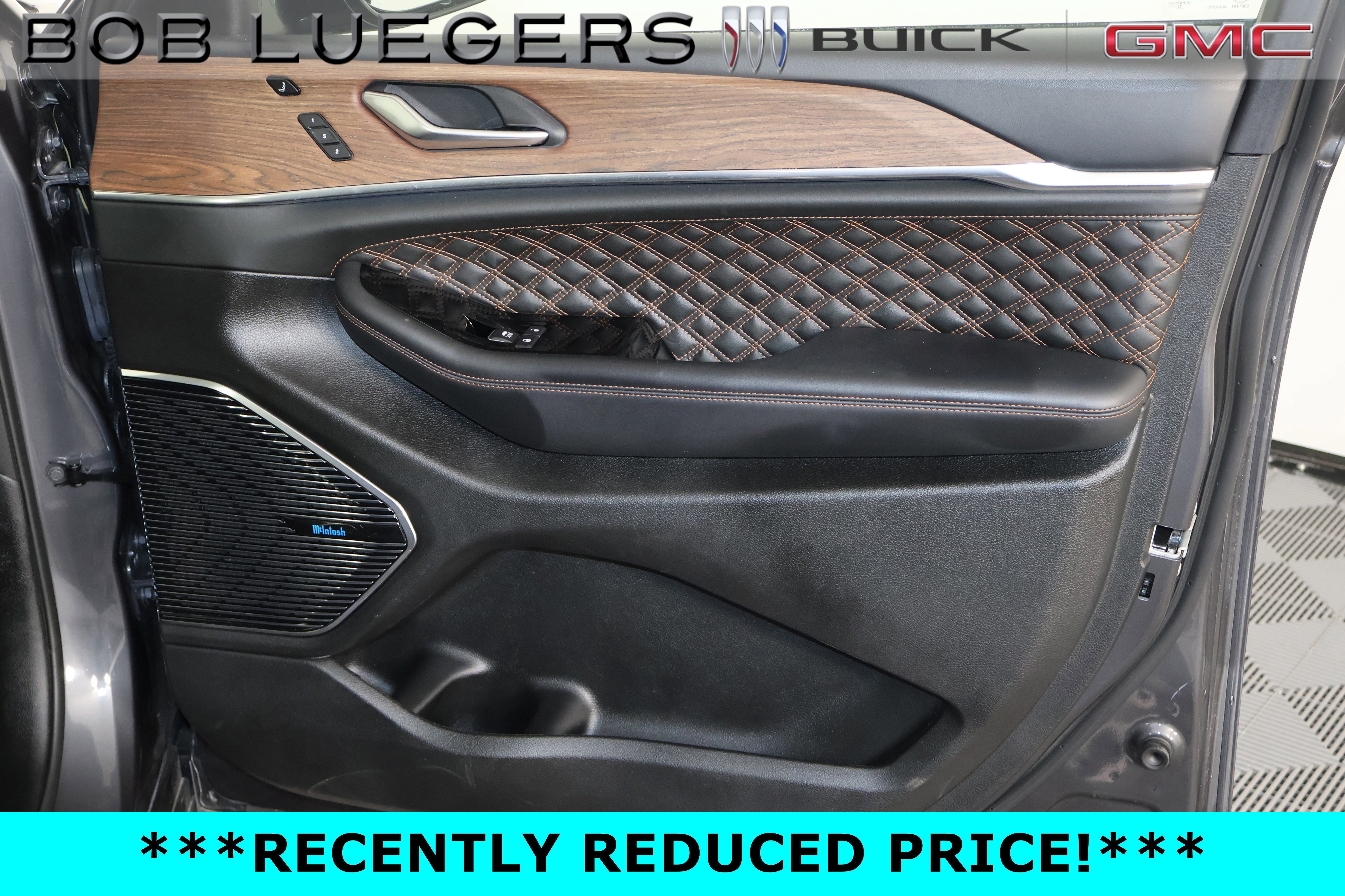 Used 2022 Jeep Grand Cherokee Summit w/ Adv Protech Group IV AWD/4WD image 21