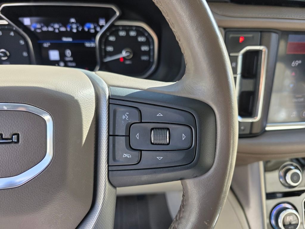Used 2021 GMC Yukon Denali w/ LPO, Illumination Package image 21