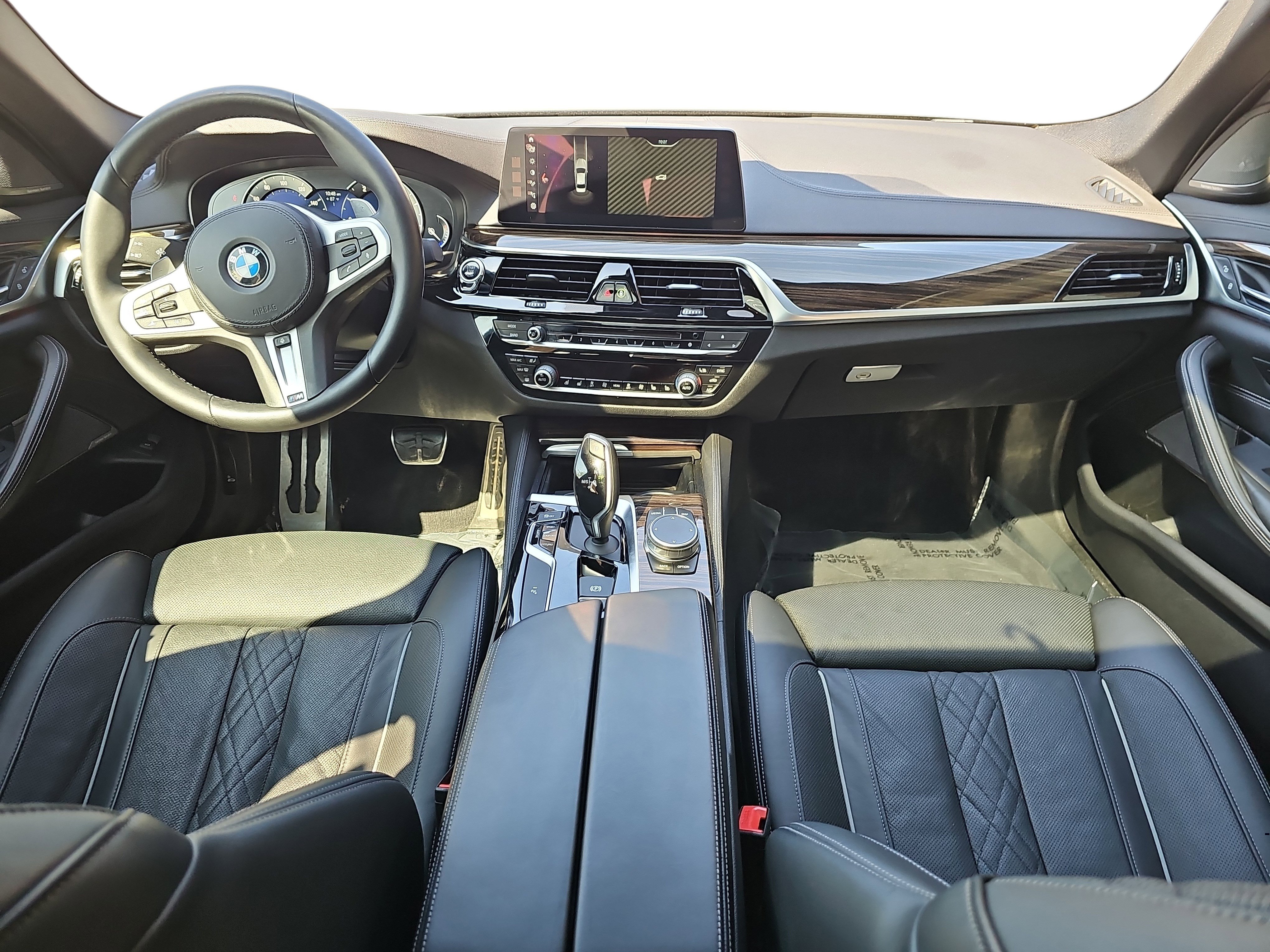 Used 2018 BMW M550i xDrive w/ Driving Assistance Package image 9