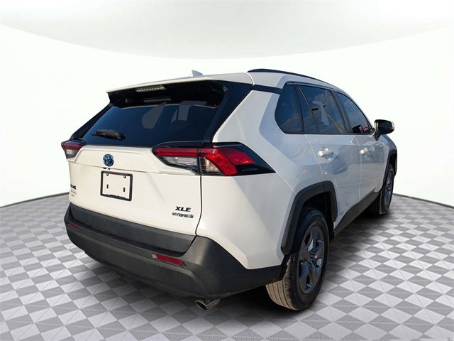 Used 2022 Toyota RAV4 XLE image 3
