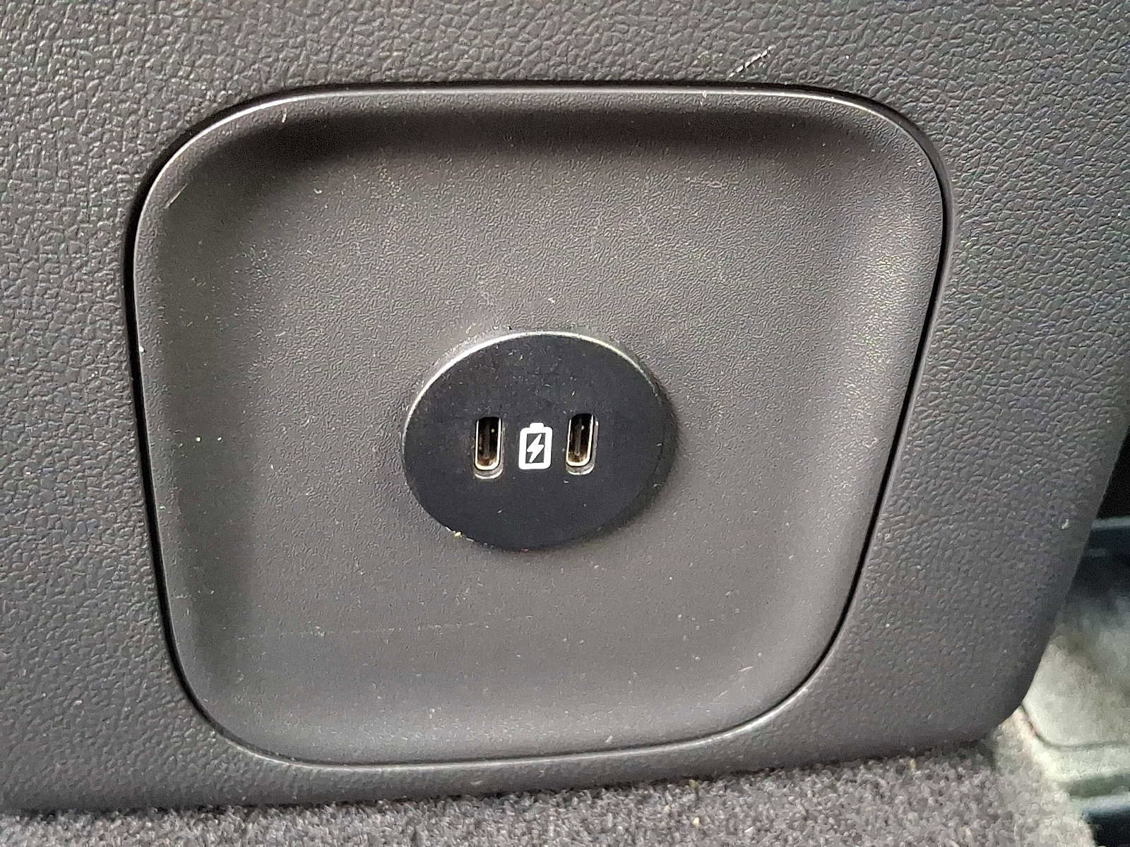 Used 2024 Ford Escape ST-Line image 11