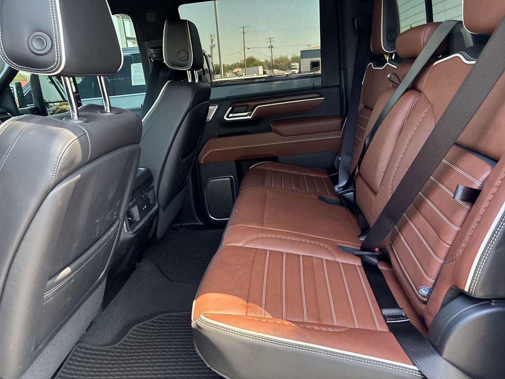 Used 2025 GMC Sierra 2500 Denali Ultimate AWD/4WD image 19