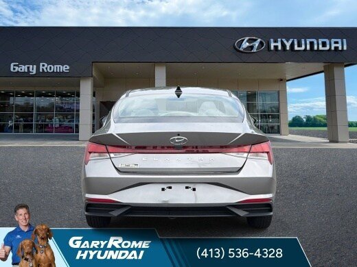 Certified 2023 Hyundai Elantra SE FWD image 12