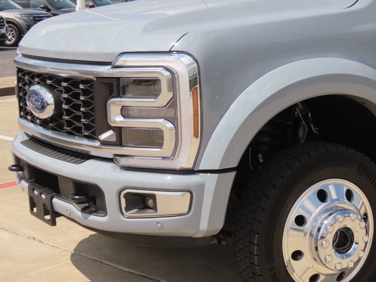 Used 2026 Ford F450 Platinum w/ Platinum Plus Package AWD/4WD image 3