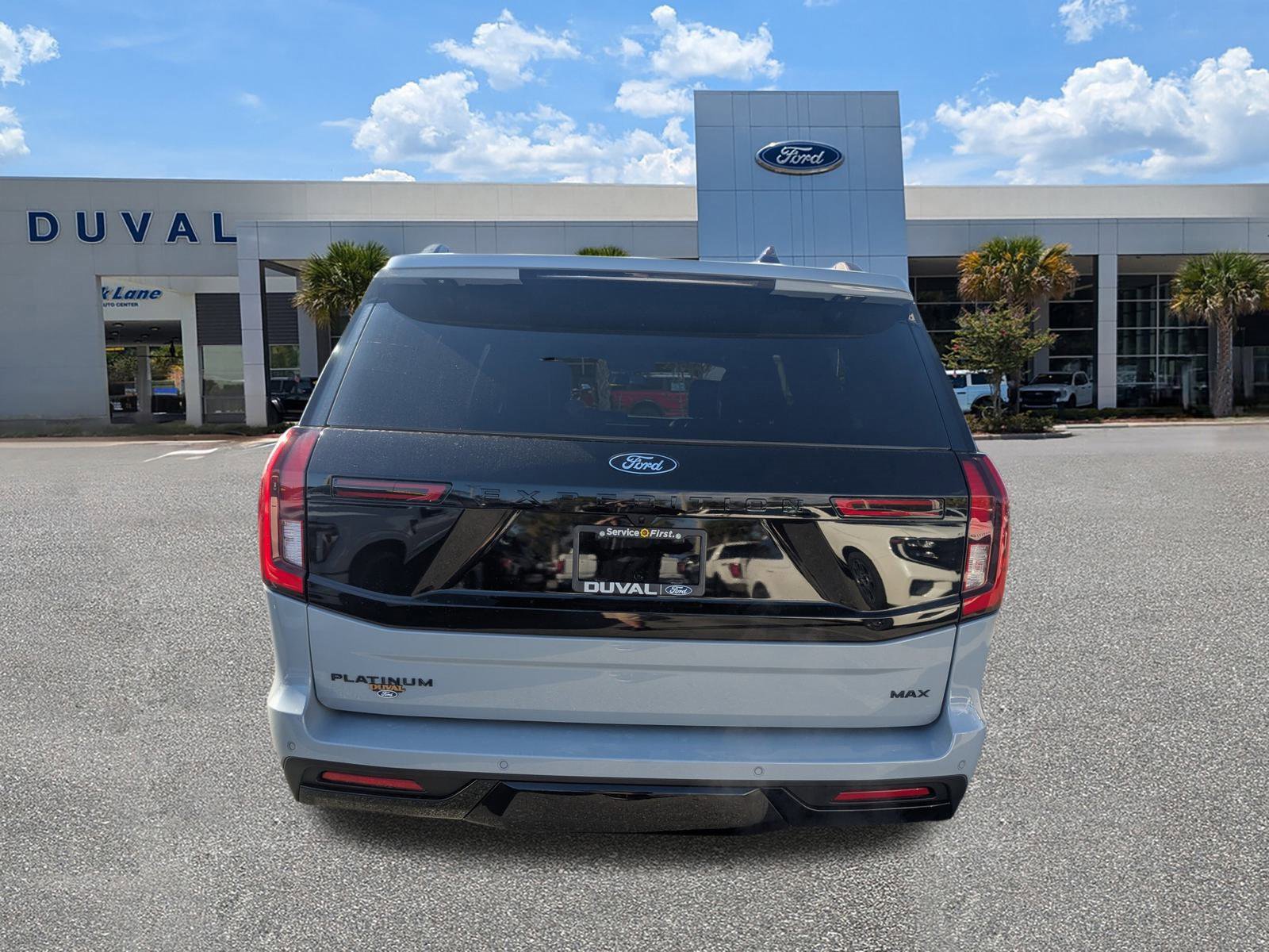 New 2025 Ford Expedition Max Platinum w/ Stealth Performance Package image 5