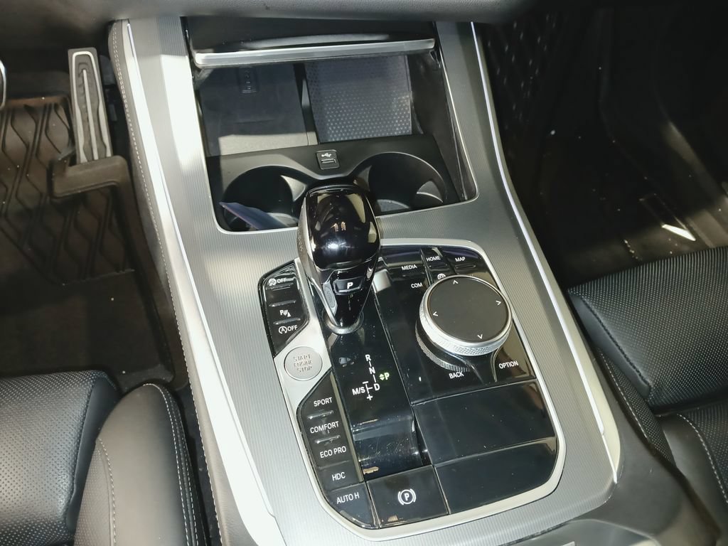 Used 2023 BMW X5 M50i AWD/4WD image 20