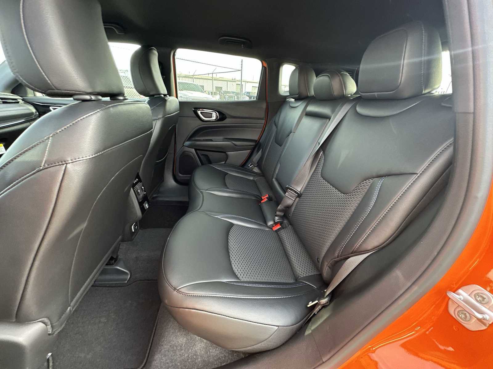 New 2026 Jeep Compass Latitude image 22