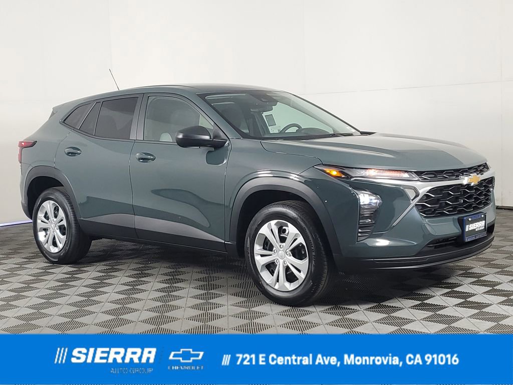 New 2026 Chevrolet Trax LS FWD image 1