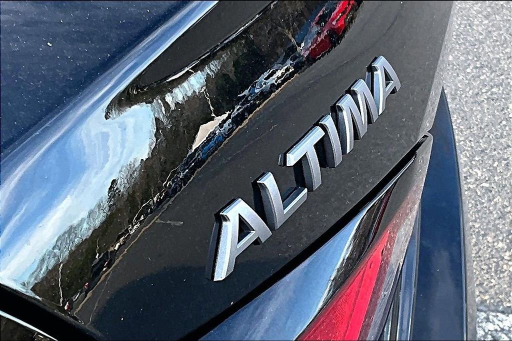 Used 2024 Nissan Altima 2.5 SR image 24