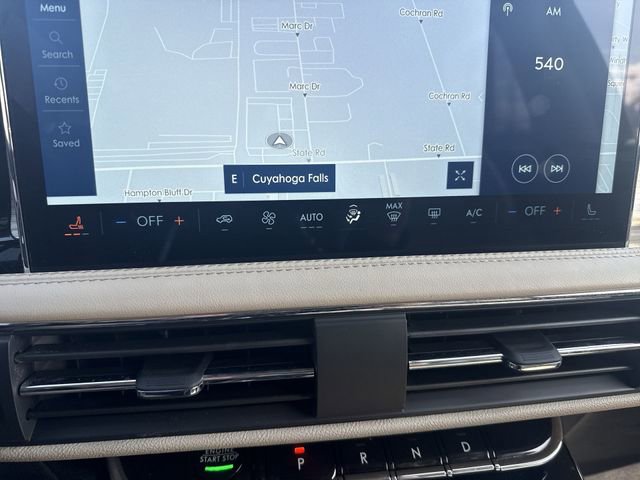 Used 2025 Lincoln Corsair Premiere image 18