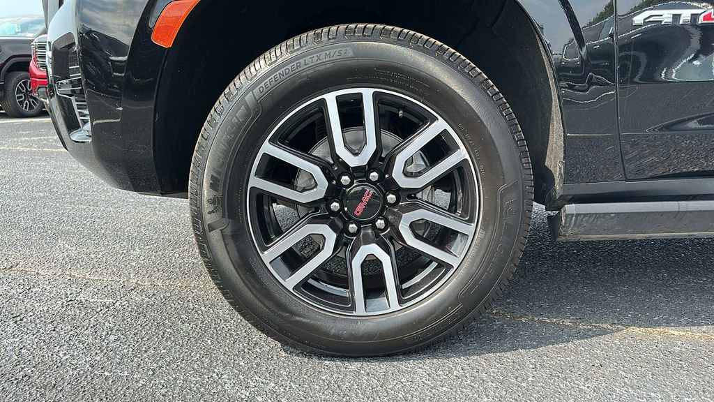 Used 2021 GMC Yukon AT4 w/ AT4 Premium Plus Package image 14