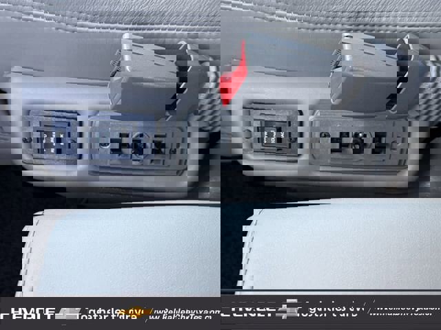 Used 2022 GMC Savana 2500 Extended w/ Enhanced Convenience Package image 31