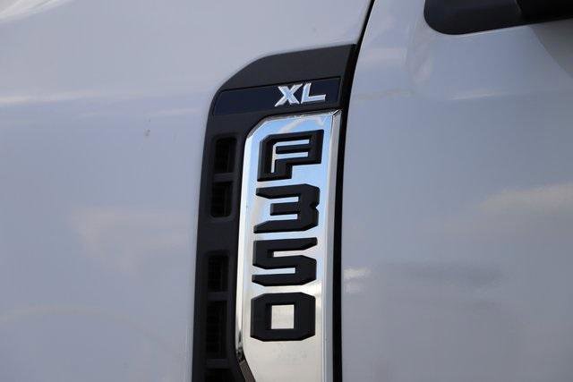 New 2026 Ford F350 XL image 4