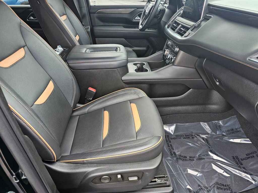 Certified 2023 GMC Yukon XL AT4 w/ AT4 Premium Plus Package AWD/4WD image 11