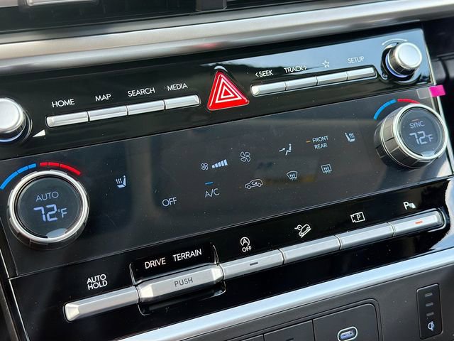 New 2026 Hyundai Santa Fe XRT w/ Tow & Go Package AWD/4WD image 16