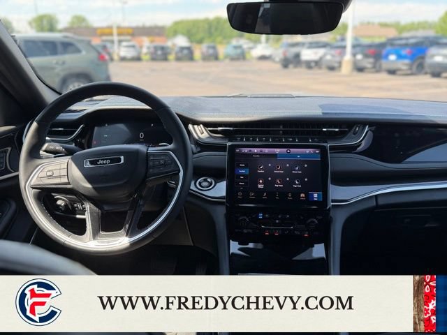 Used 2024 Jeep Grand Cherokee Trailhawk AWD/4WD image 37