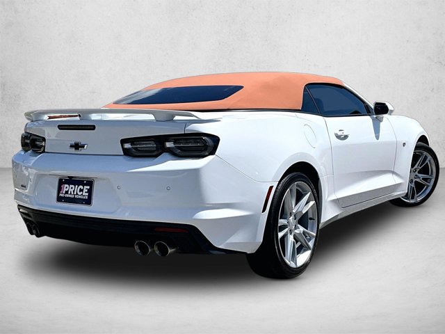 Used 2020 Chevrolet Camaro LT w/ RS Package image 2