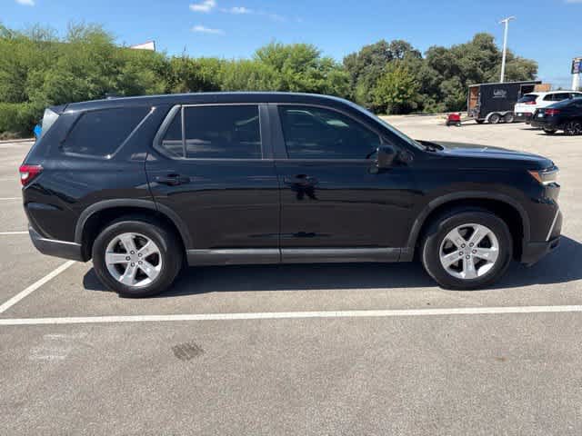 Used 2023 Honda Pilot LX image 6