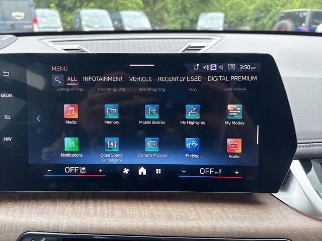 New 2025 BMW X1 xDrive28i w/ Technology Package image 38