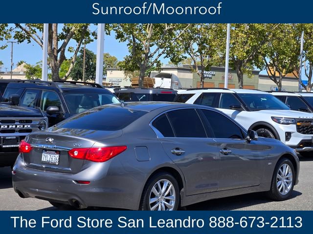 Used 2017 INFINITI Q50 2.0t w/ Moonroof Package RWD image 8