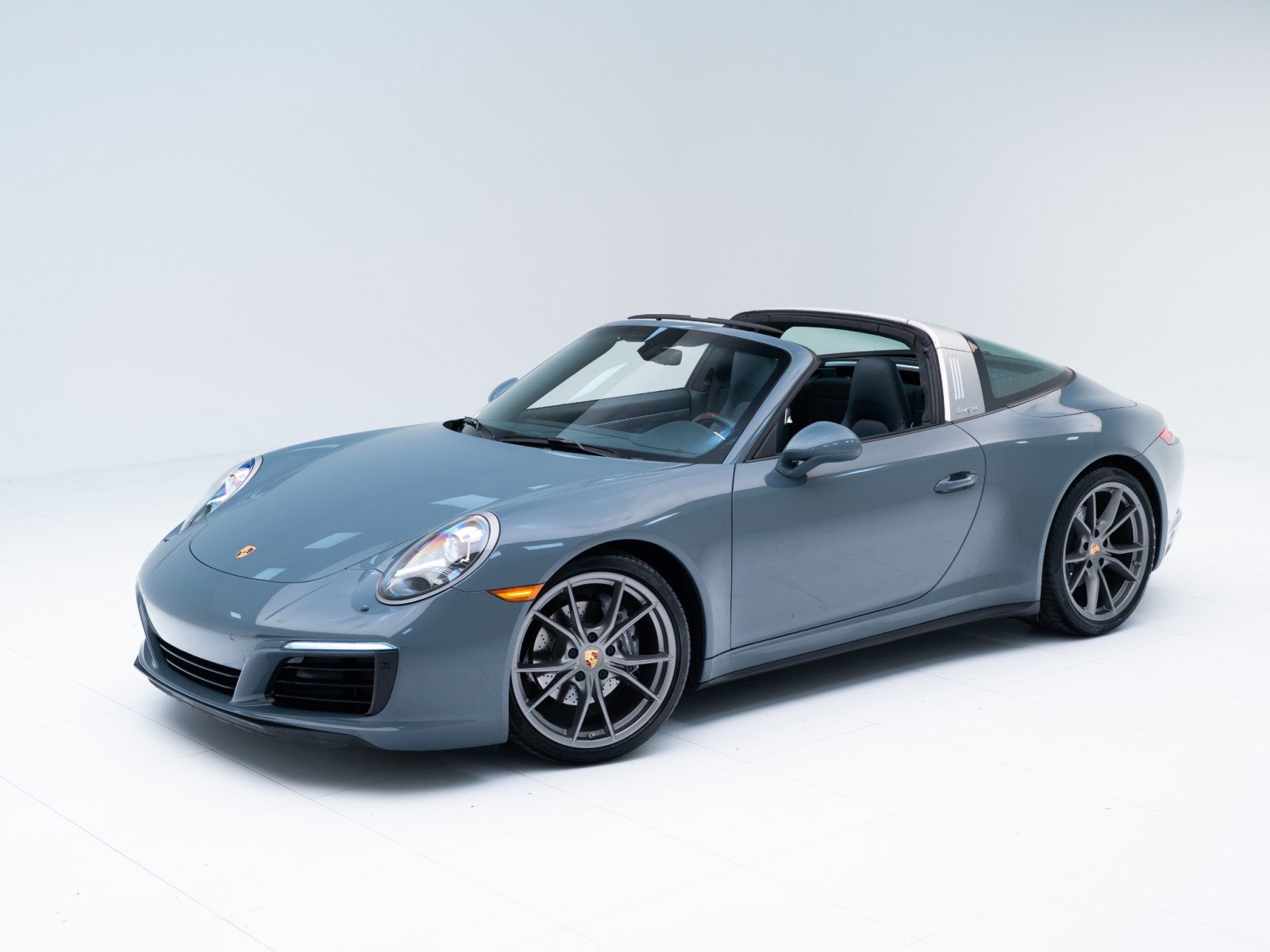 Certified 2017 Porsche 911 Targa 4 AWD/4WD image 1
