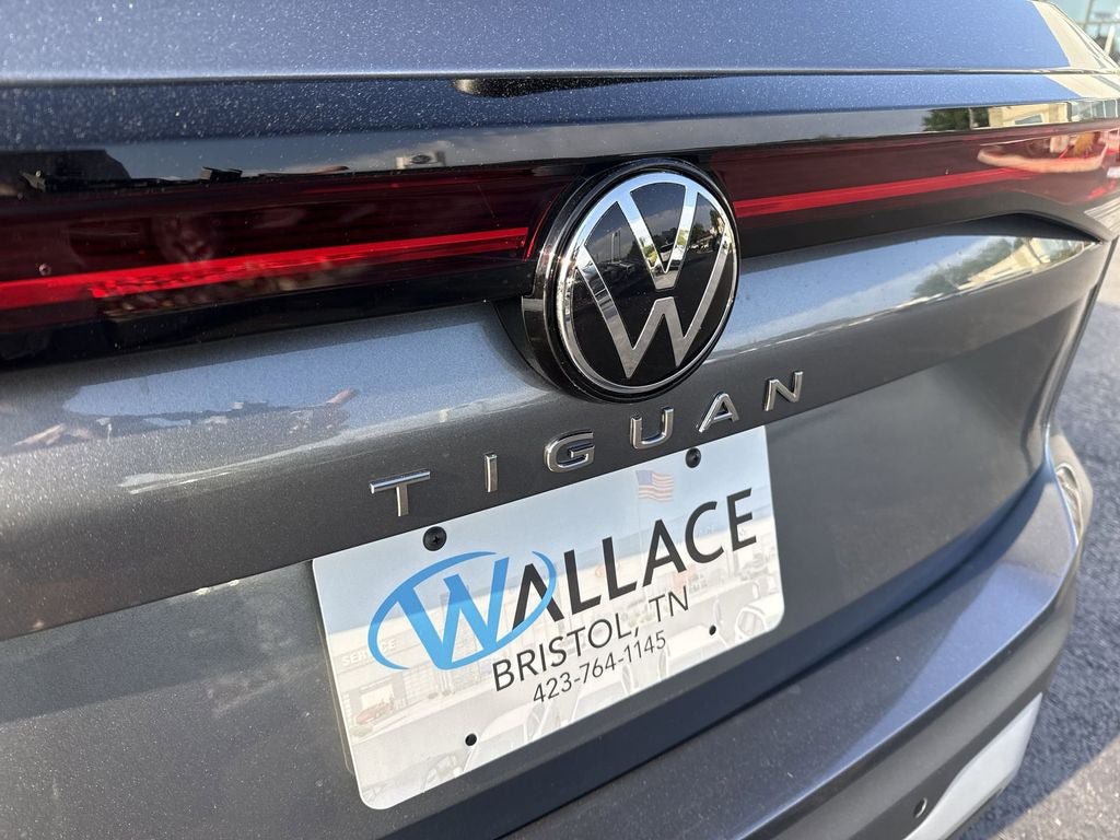 New 2026 Volkswagen Tiguan SE FWD image 6