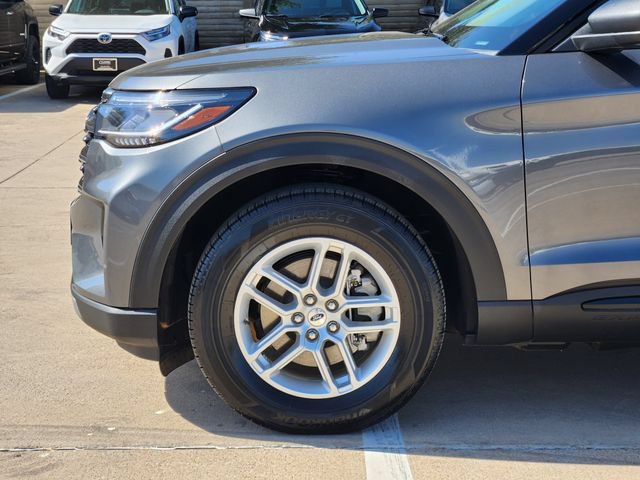 Used 2026 Ford Explorer Active w/ Active Comfort Package RWD image 15