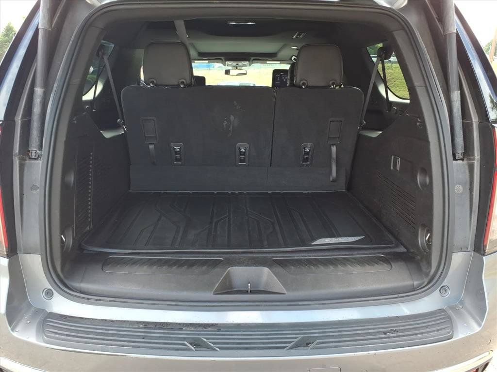 Used 2021 Chevrolet Suburban LT w/ Rear Media and Nav Package AWD/4WD image 18