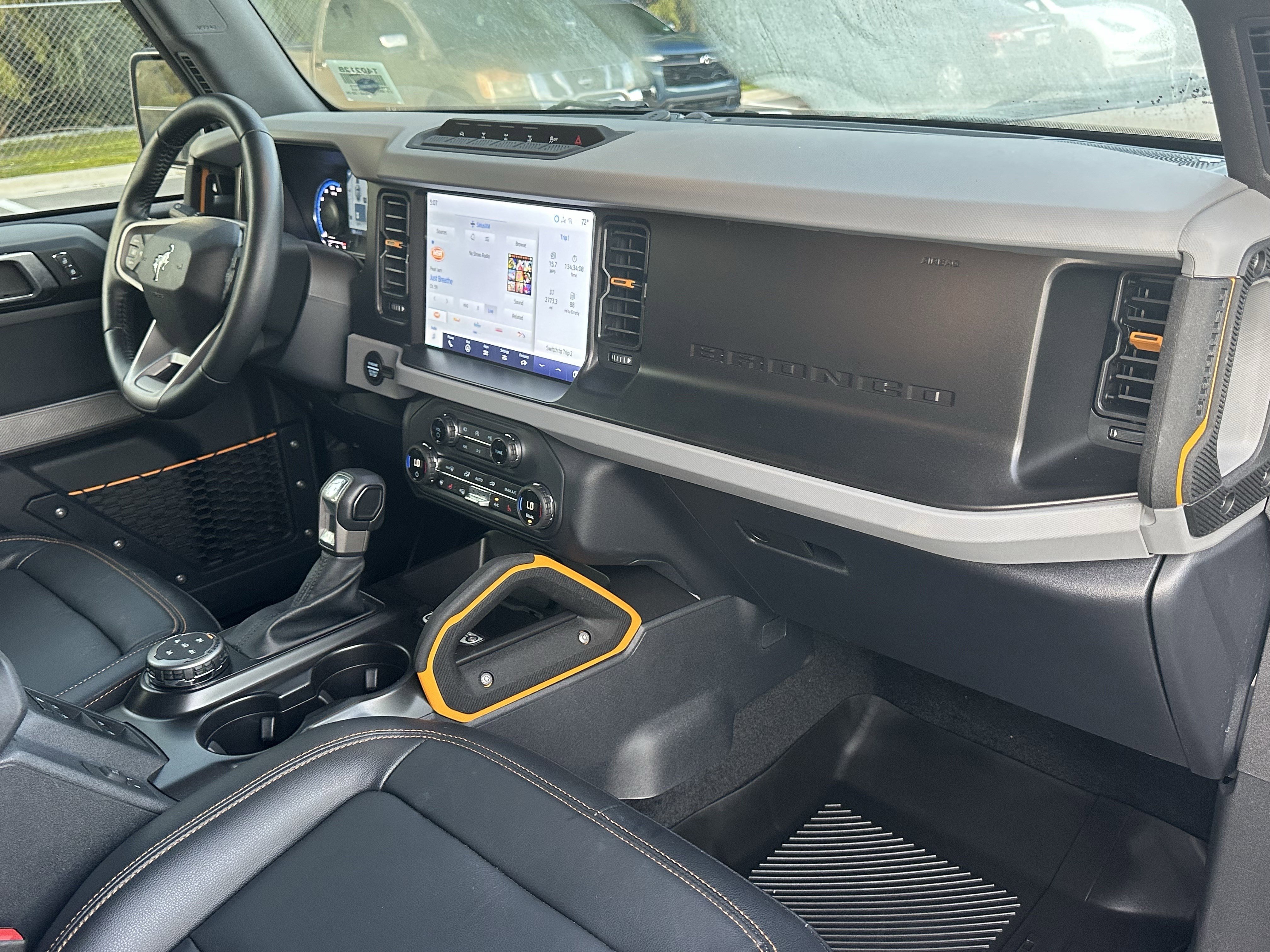 Used 2023 Ford Bronco Badlands image 37