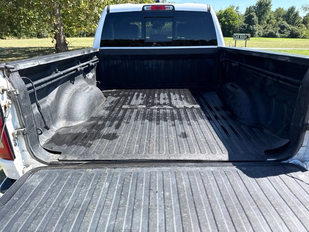 Used 2021 RAM 1500 Laramie AWD/4WD image 9