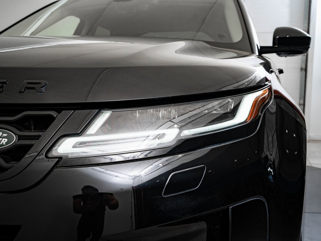 Used 2023 Land Rover Range Rover Evoque SE image 15